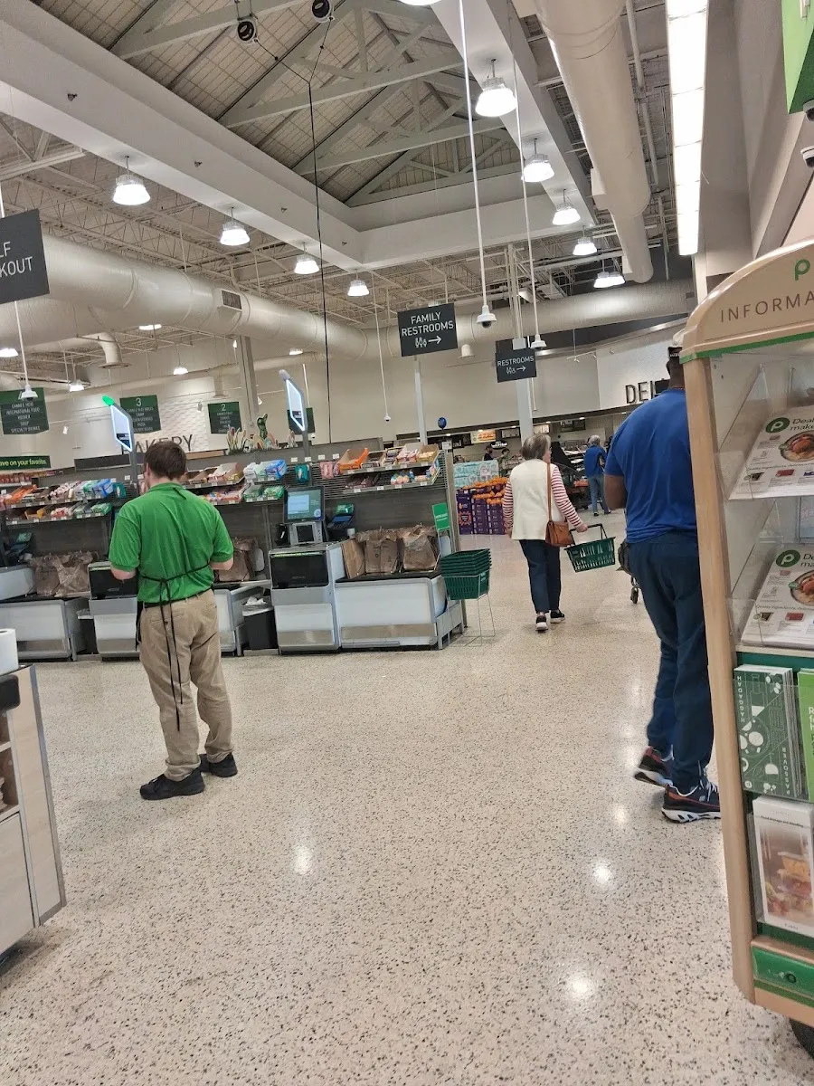 Publix Super Market at Twelve Oaks Shopping Center — photo 4