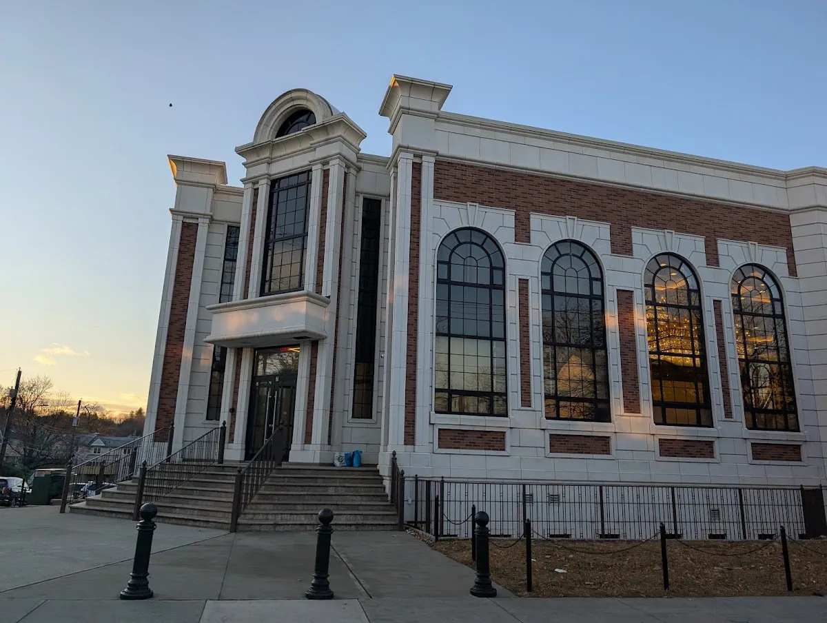 Pupa Shul of Monsey