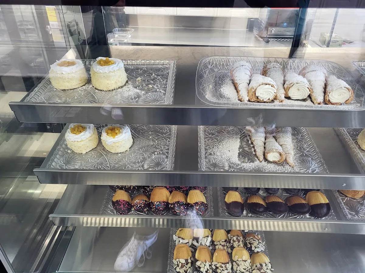 R and B Kosher Bakery — foto 6