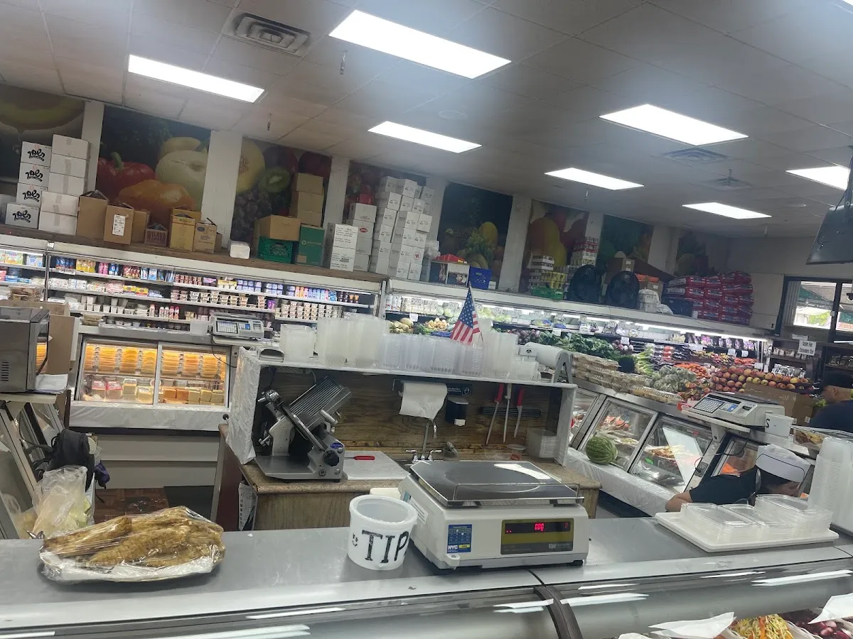 R&M Glatt Supermarket — foto 4
