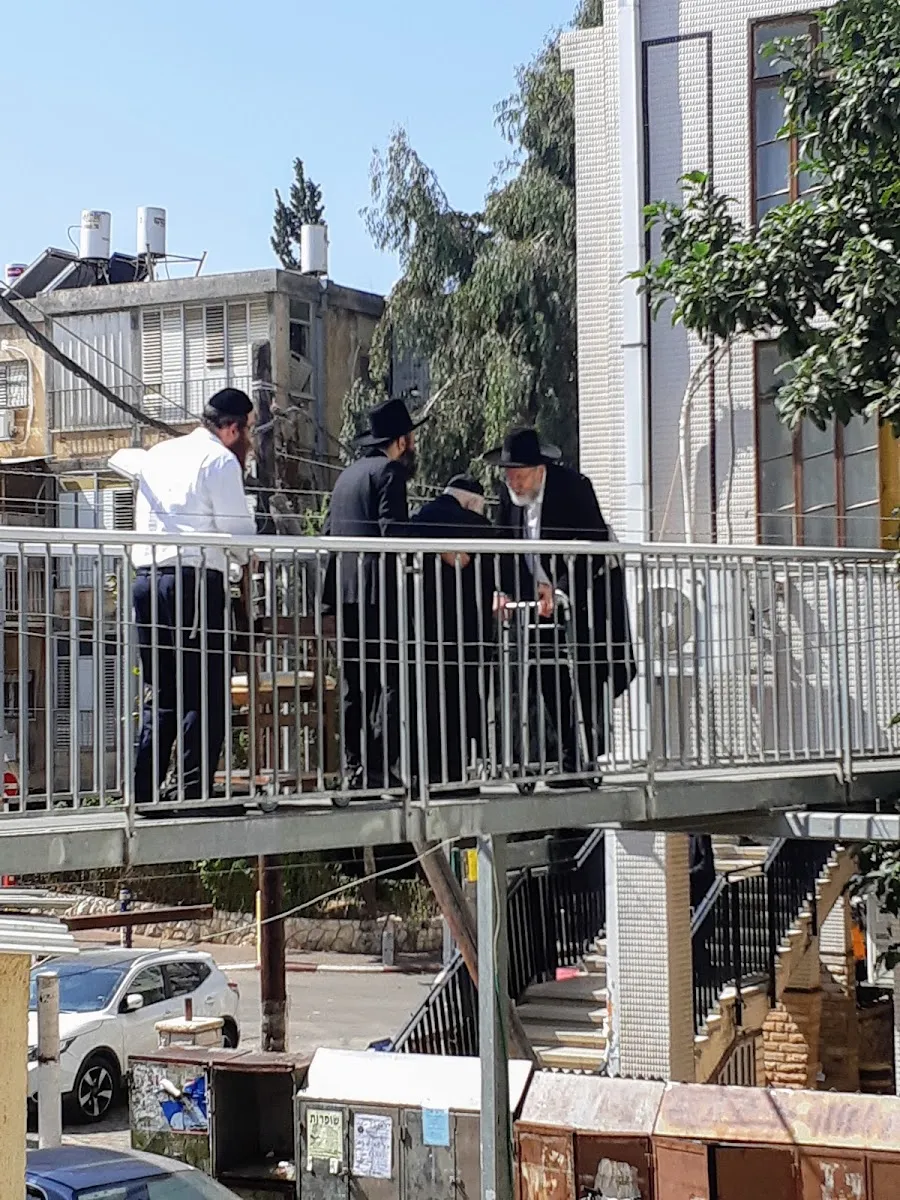 Rabbi Chaim Kanievsky's Beit Midrash — foto 9