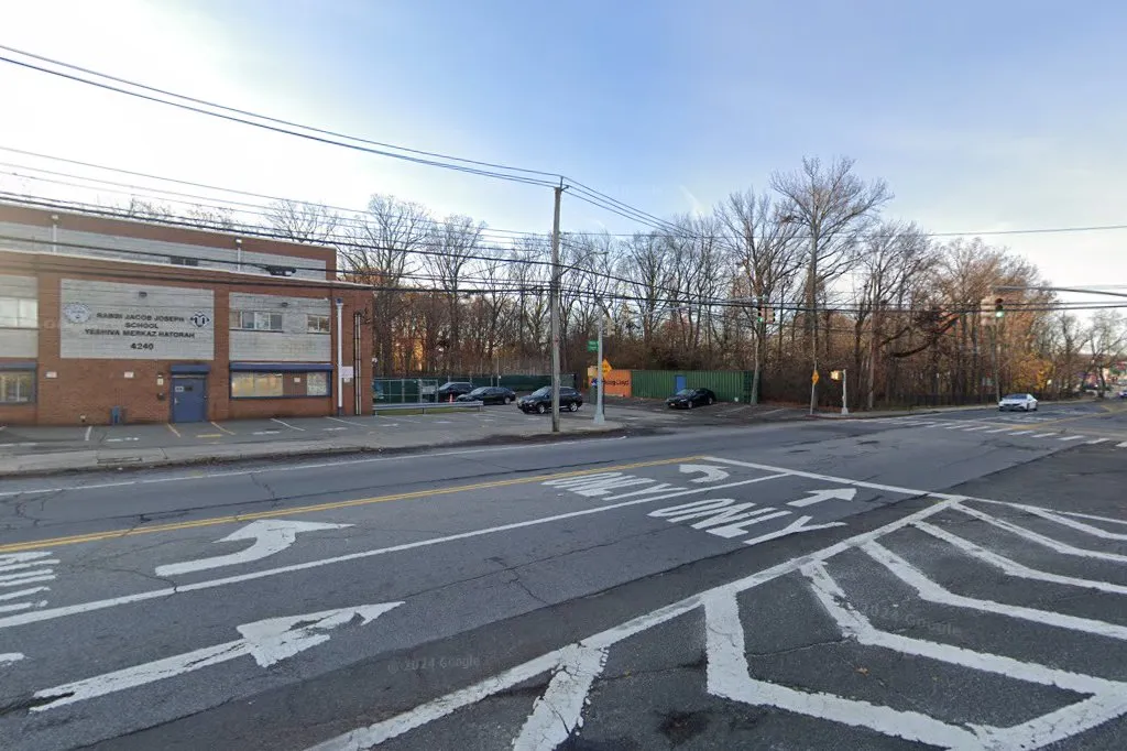 Rabbi Jacob Joseph Boys School - Merkaz HaTorah — foto 2