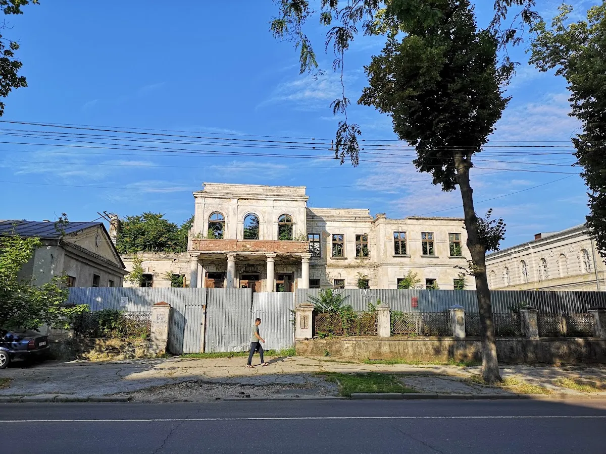 Rabbi Tsirelson Synagogue Ruins — foto 9