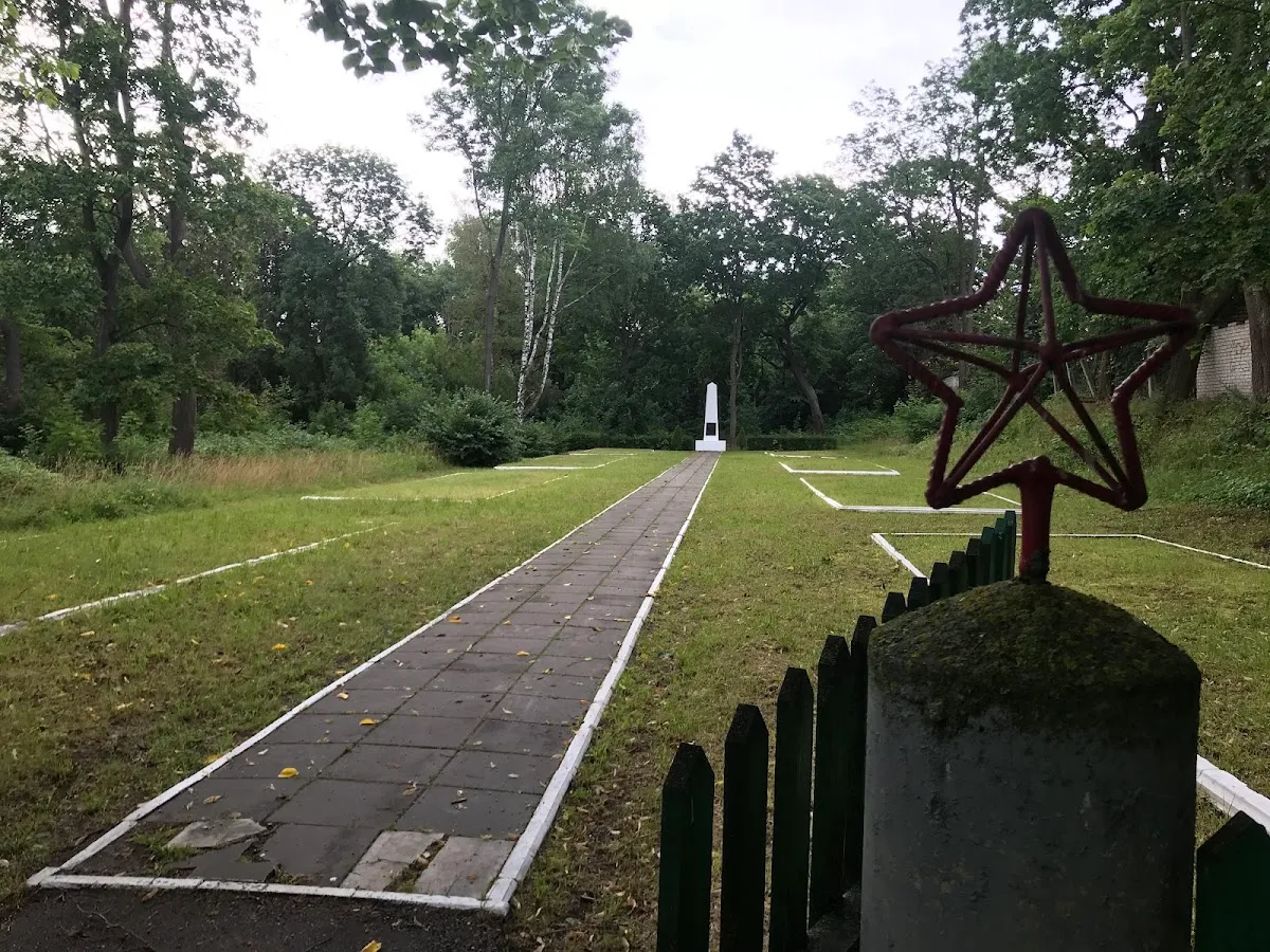 Railwaymen’s Garden Jewish memorial, Daugavpils — foto 3