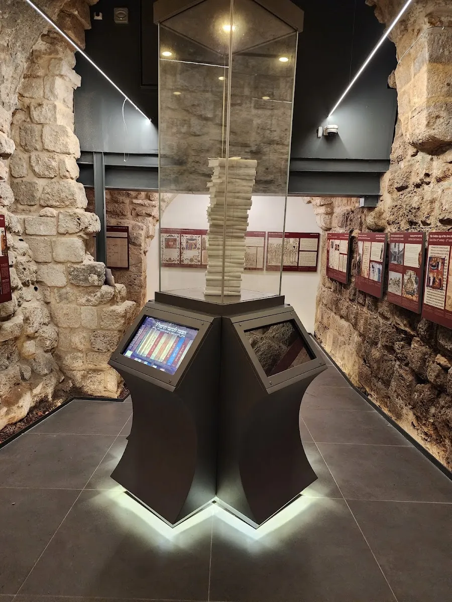Ramhal Synagogue — foto 8