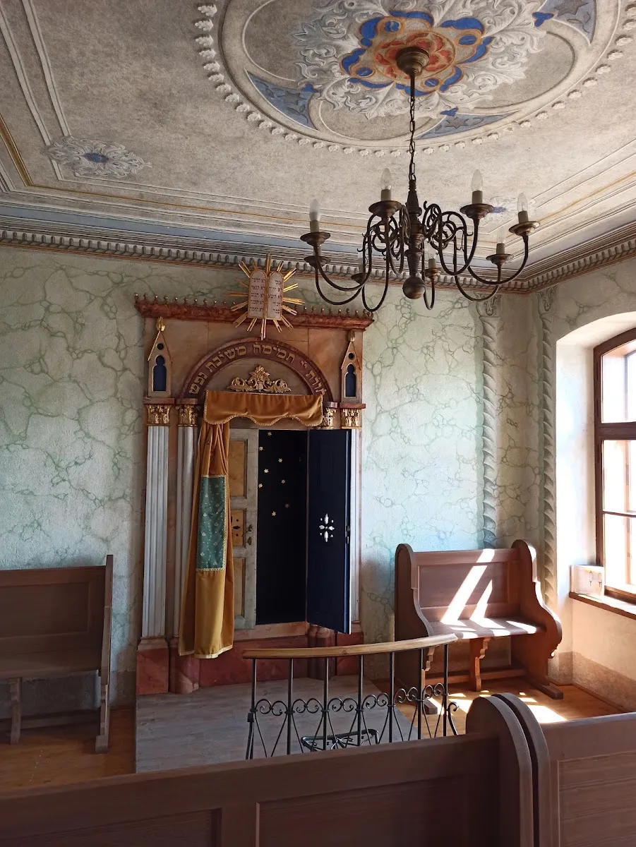 Regionální židovské muzeum - synagoga a rabínský dům — foto 3