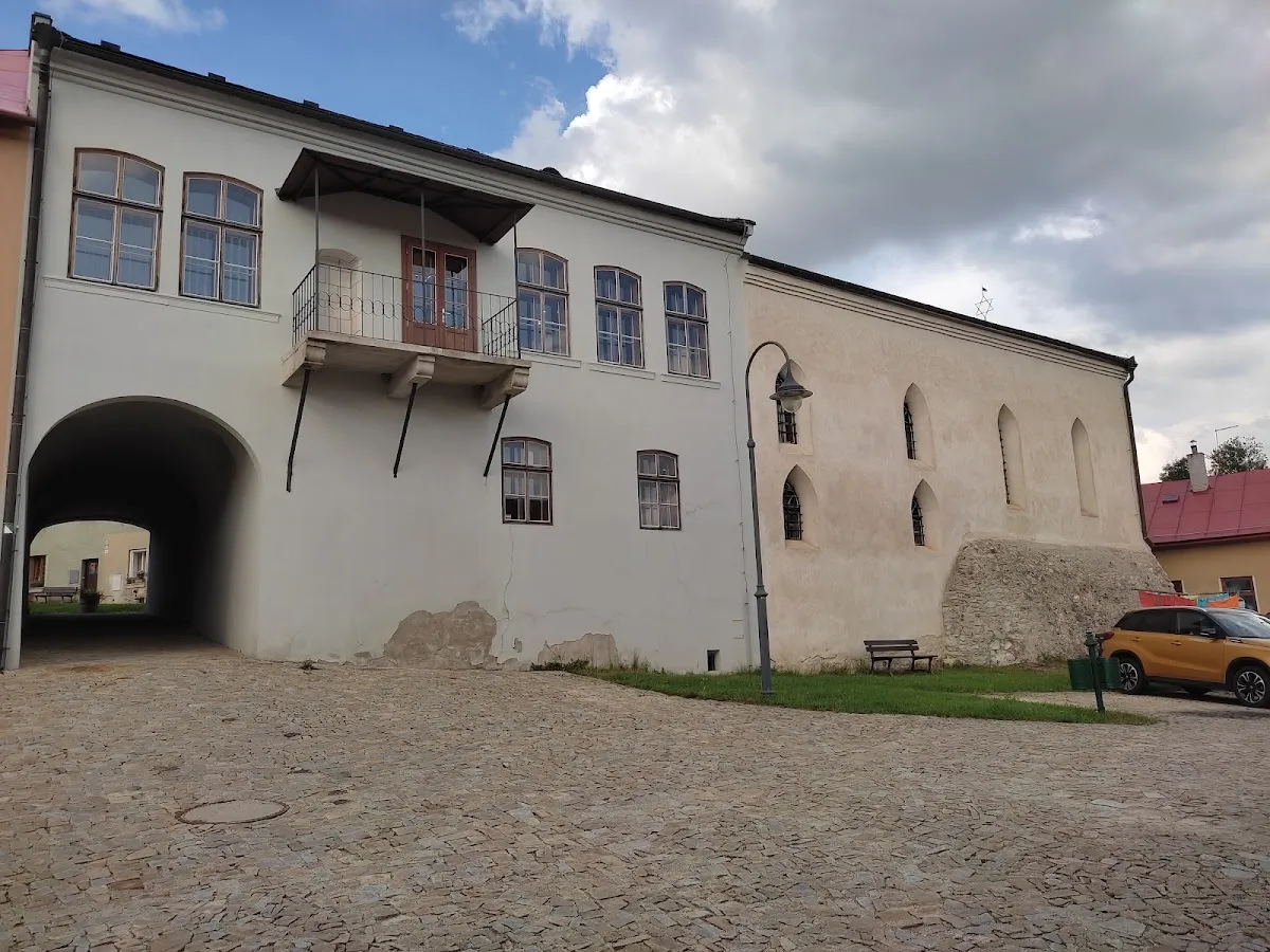 Regionální židovské muzeum - synagoga a rabínský dům — foto 10