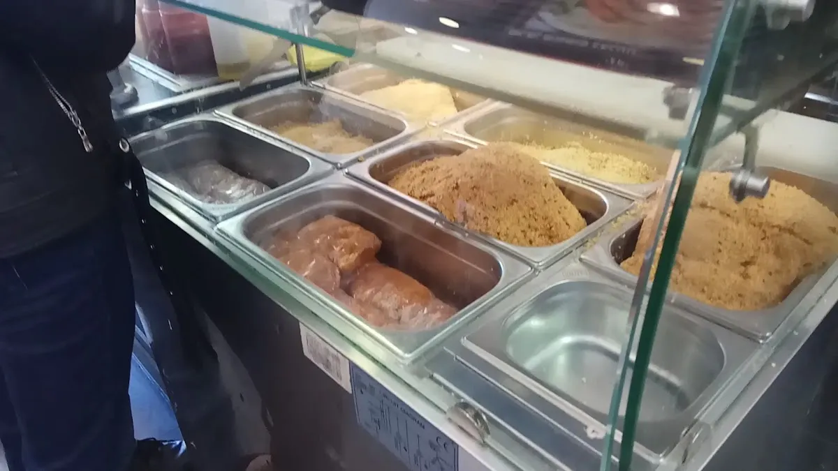 Falafel & Schnitzel 4 Ta'amim — foto 2
