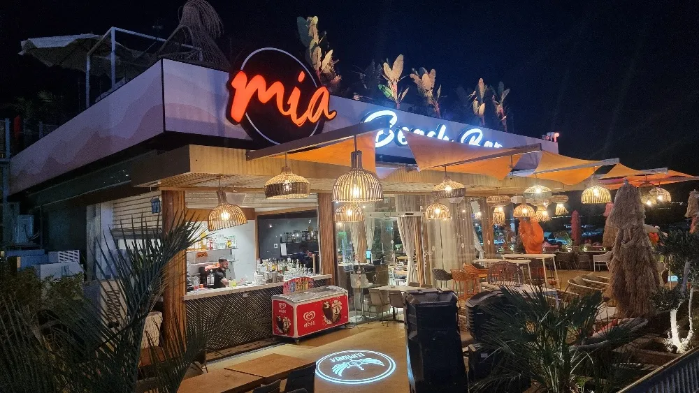 Mia Beach