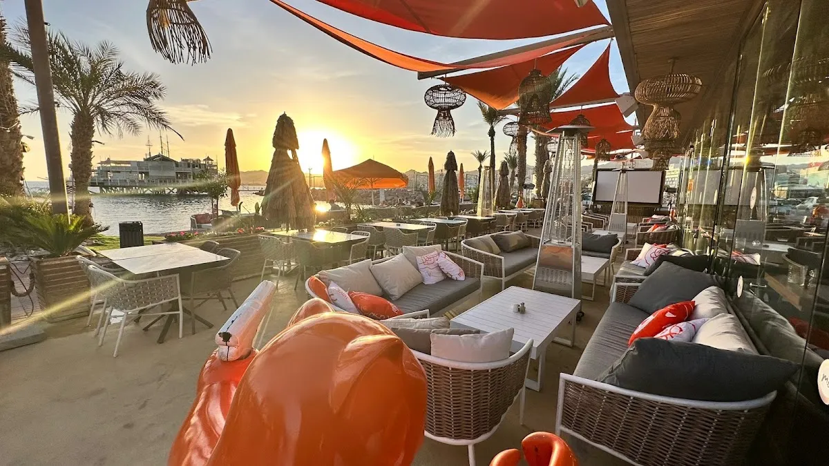 Mia Beach — foto 4