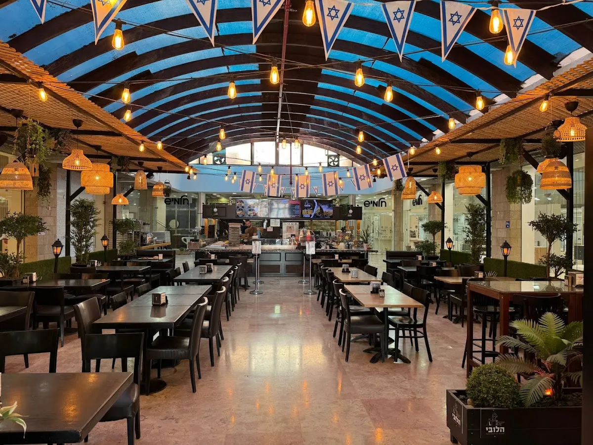 The Lobby - Restaurant & Catering