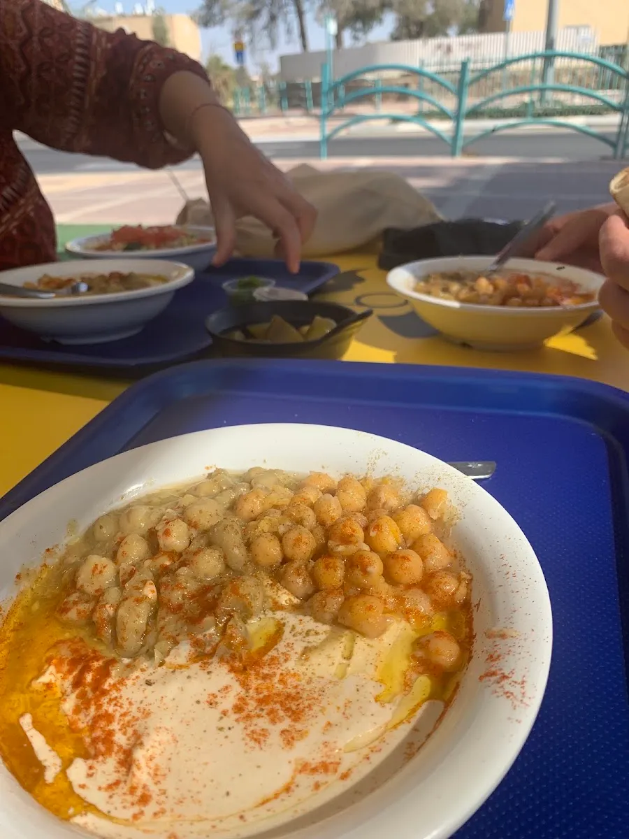 Hummus Colombo — foto 3