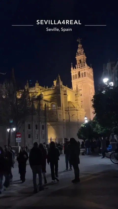 Restos de la Muralla de la Judería de Sevilla — foto 2