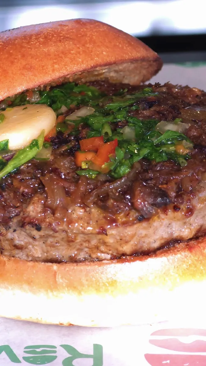 Revi's burger — foto 2