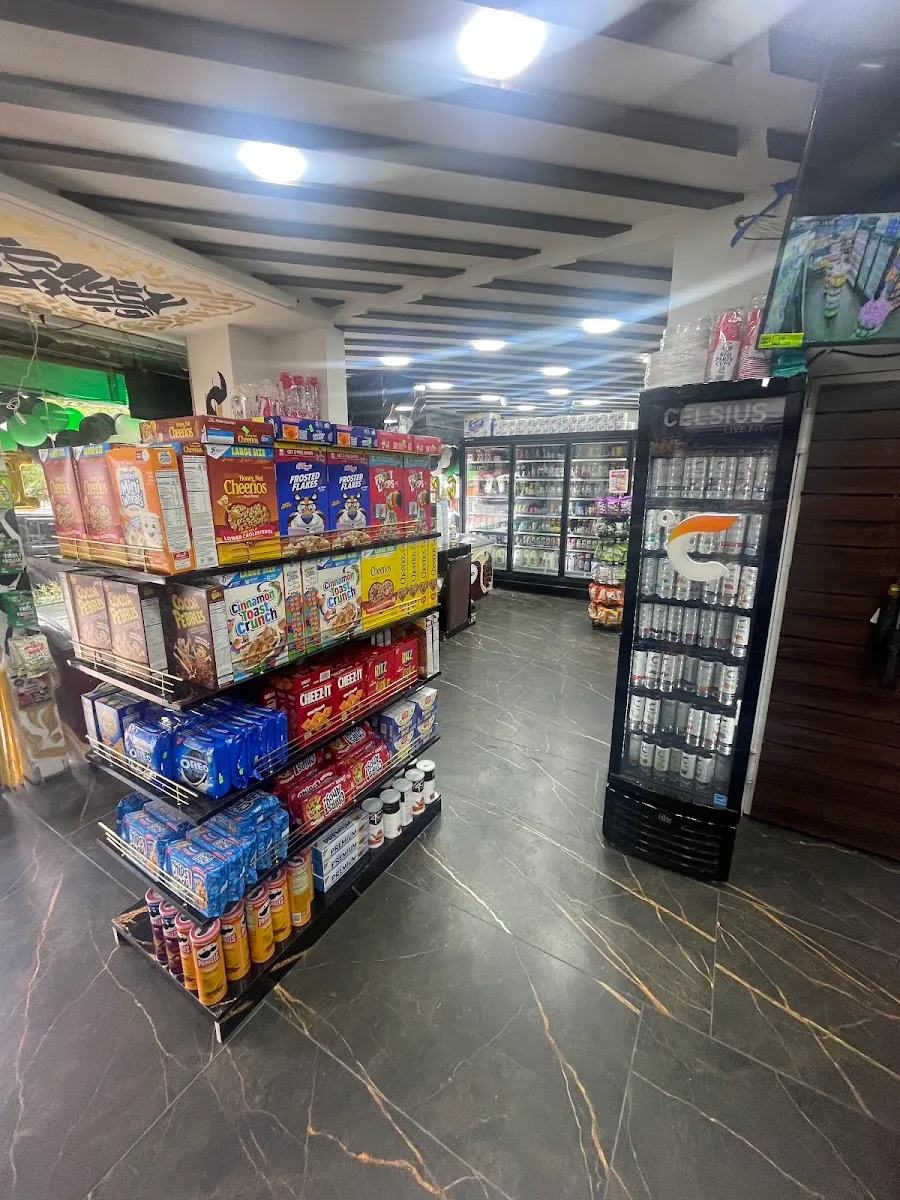 Riverdale Kosher Market — foto 8