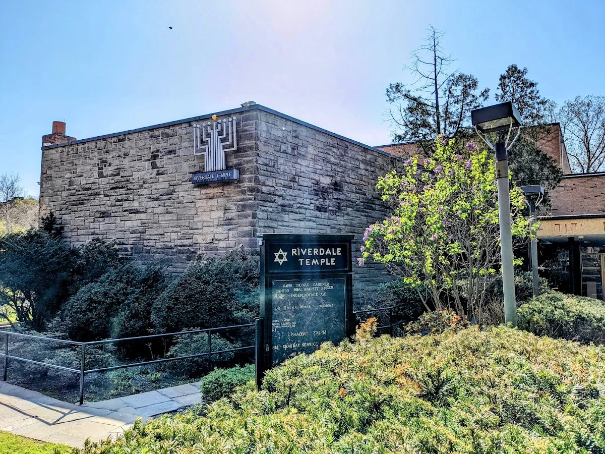 Riverdale Temple — foto 3