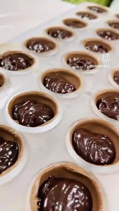 RM Fine Chocolate — photo 5