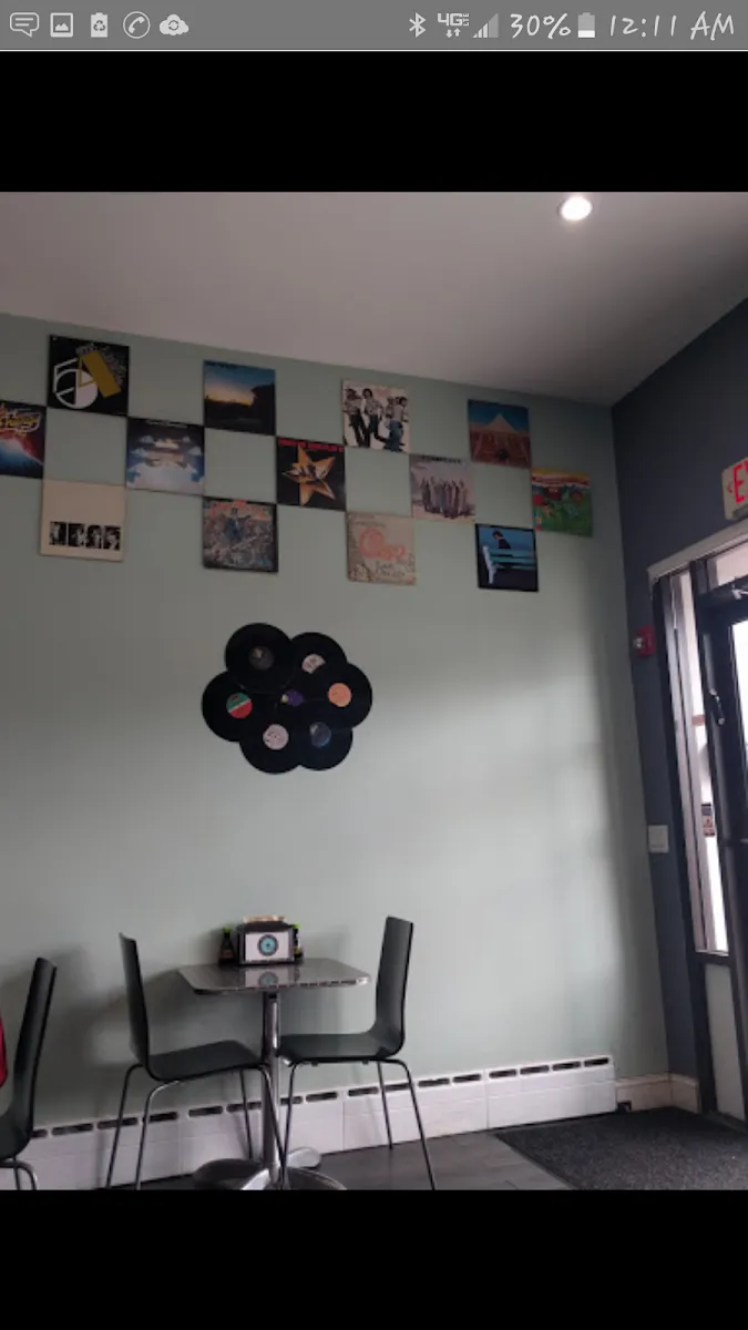 Rock N' Roll Sushi & Noodle Bar — foto 10
