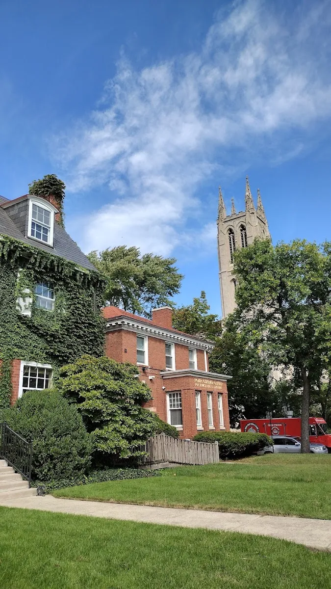 Rohr Chabad at the University of Chicago and Hyde Park — photo 3