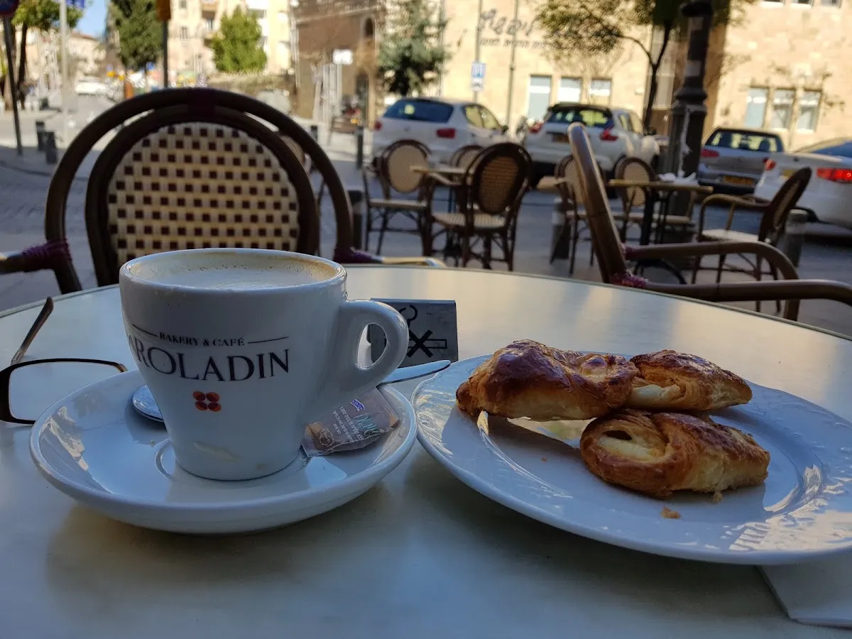 Roladin (Jaffa St) — foto 8