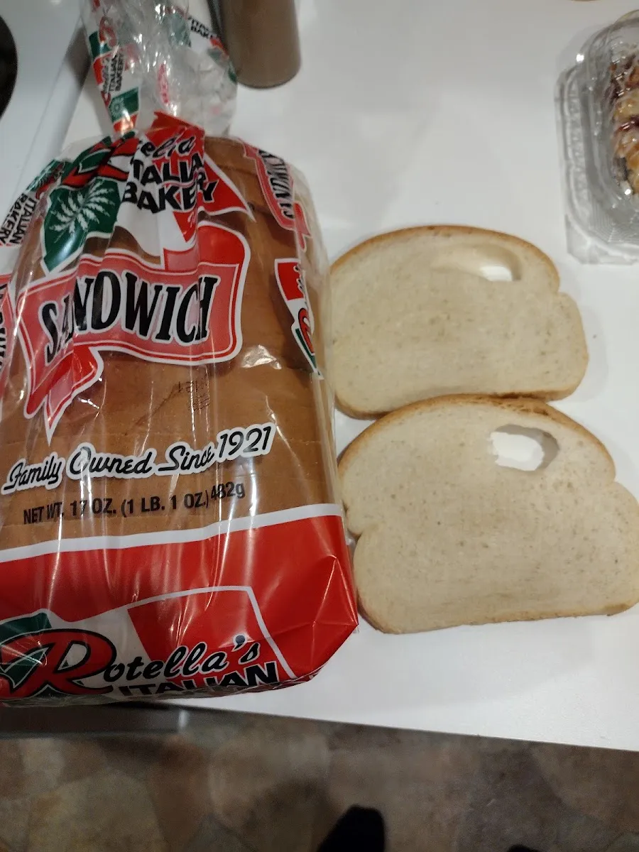 Rotella's Italian Bakery Retail Store — foto 8