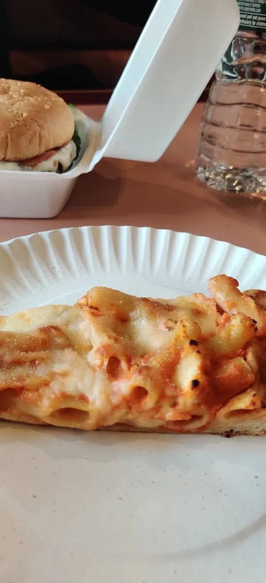 Royas Great Neck Kosher Pizza — foto 9