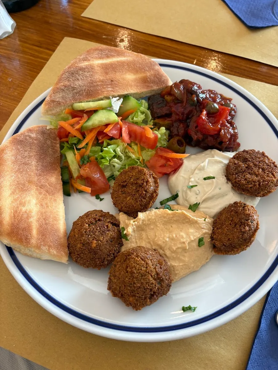 Ruths Kosher Restaurant Florencia — photo 9