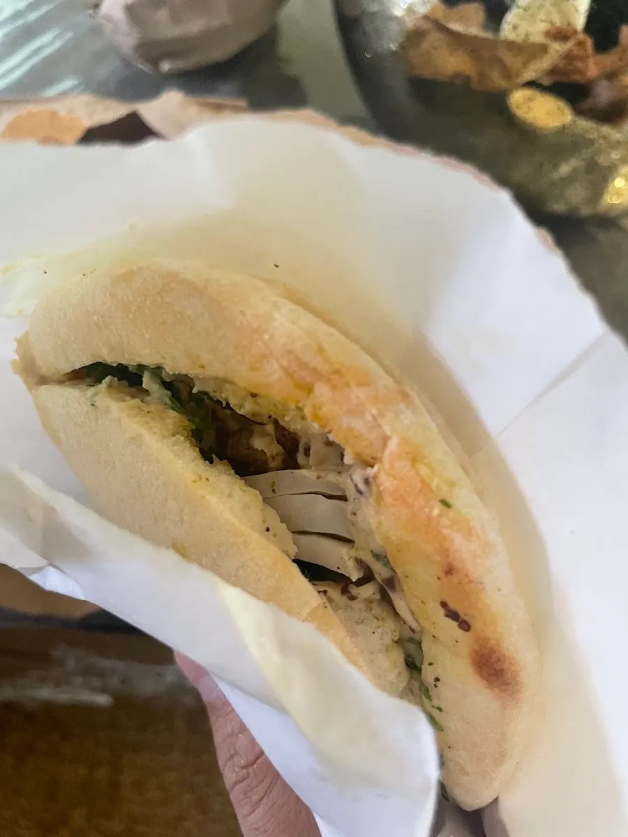 Sababa Fine Foods (Bakery, Grocery and Restaurant) — foto 9