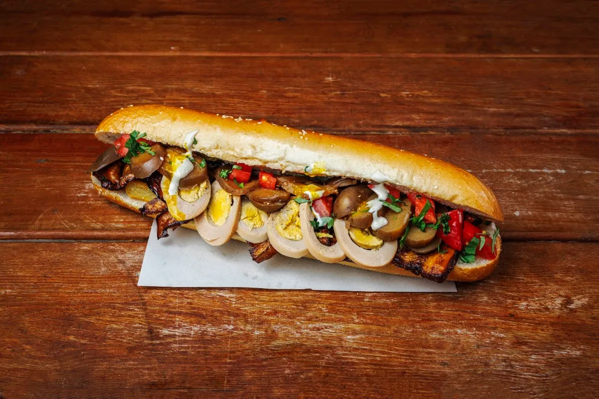Sabich Falafel BaKikar — foto 3