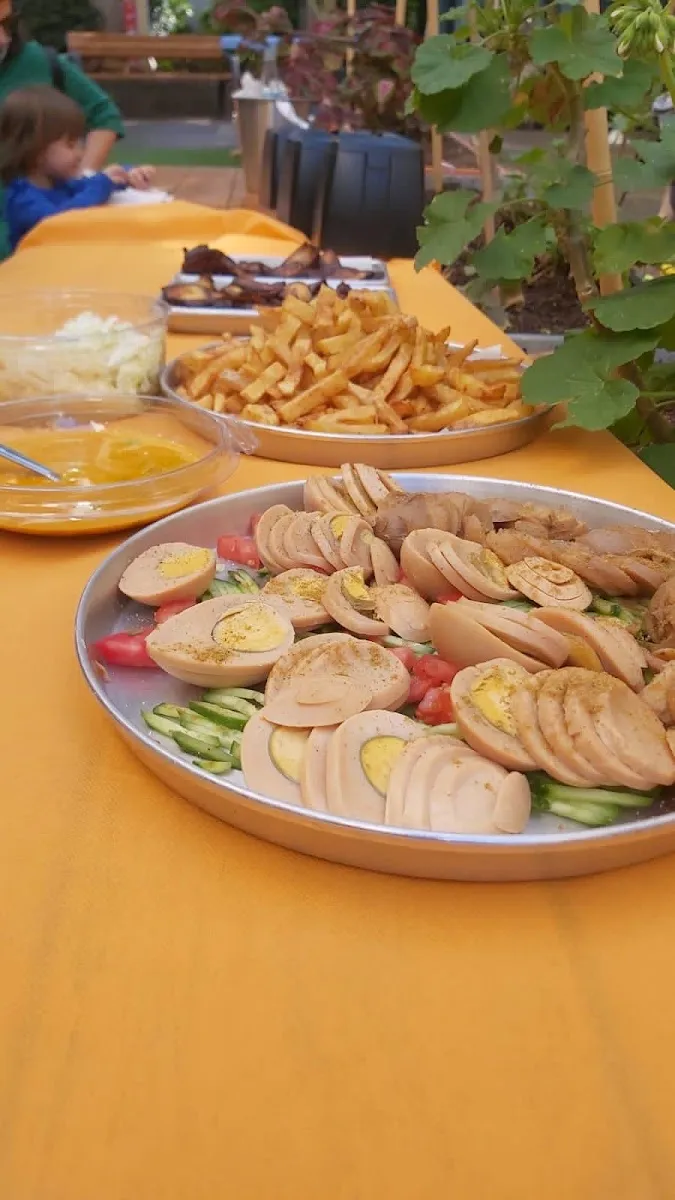 Sabich Falafel BaKikar — foto 6