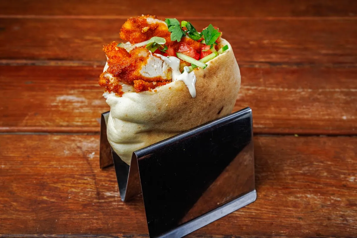 Sabich Falafel BaKikar — foto 8
