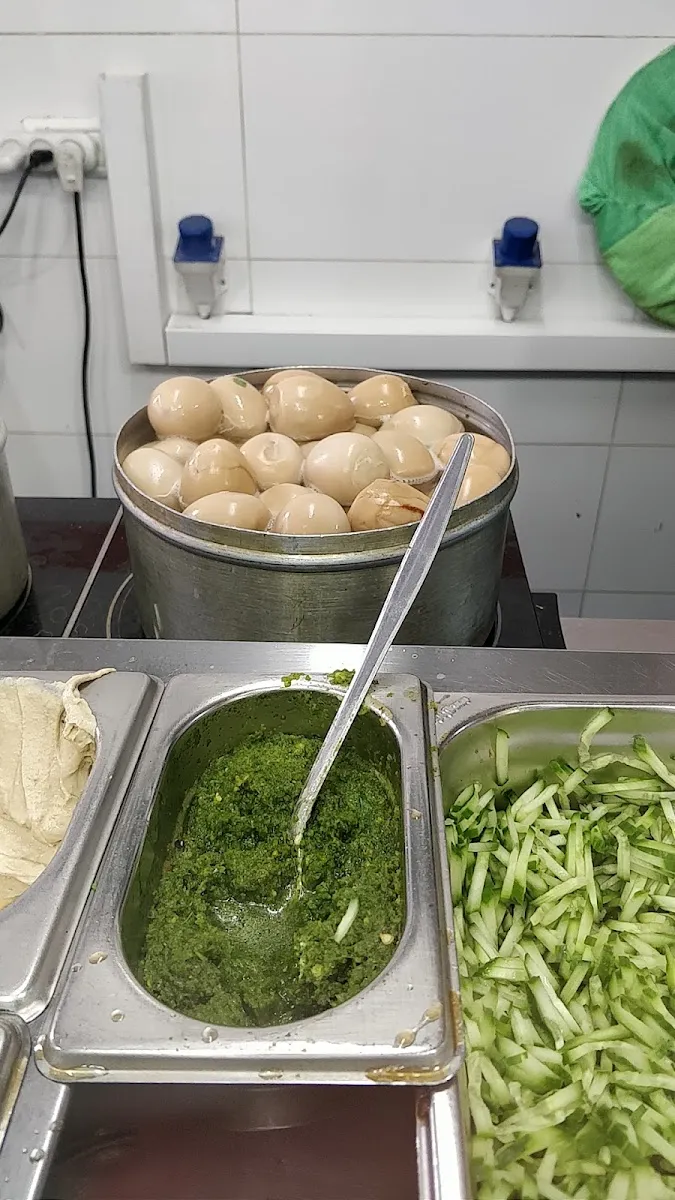 Sabich HaSharon (Nachalat Binyamin) — photo 8