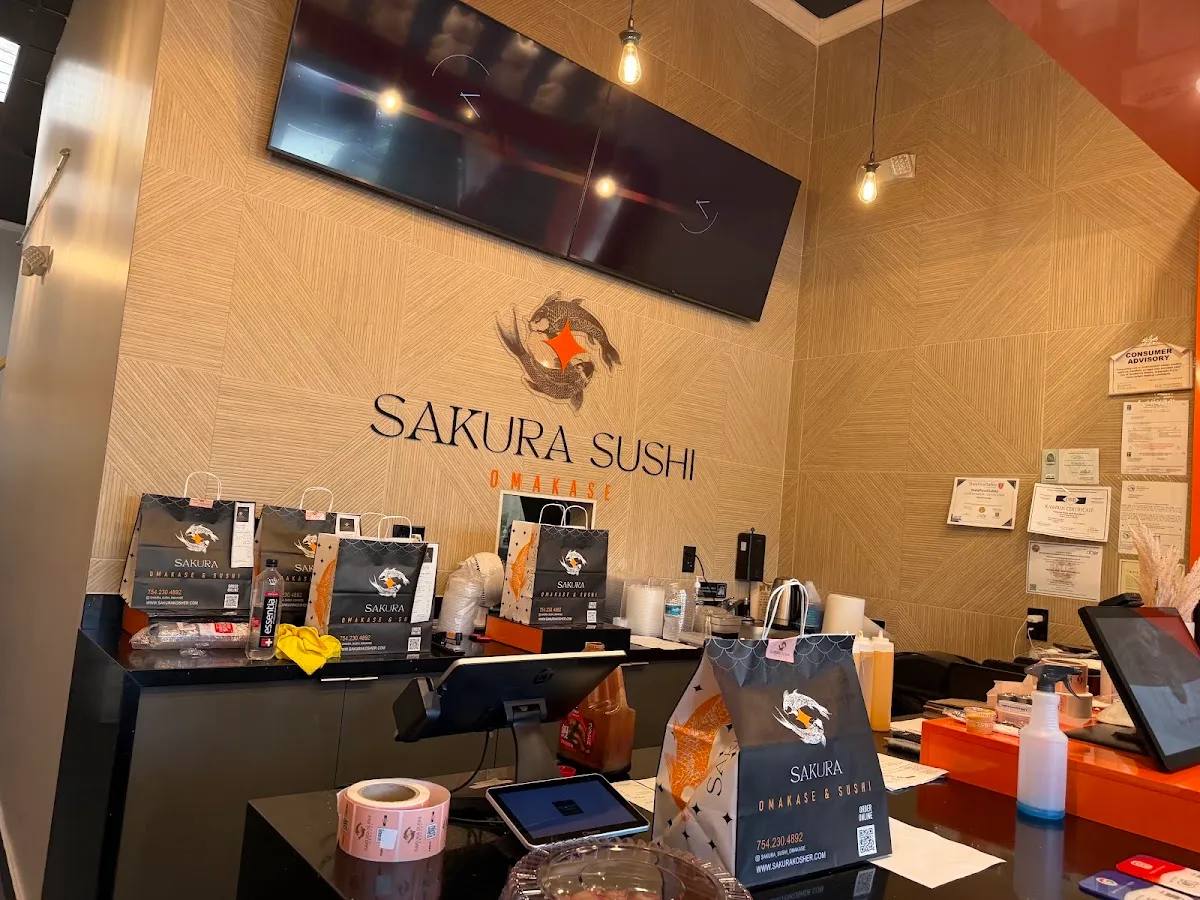 Sakura Sushi and Omakase — foto 7