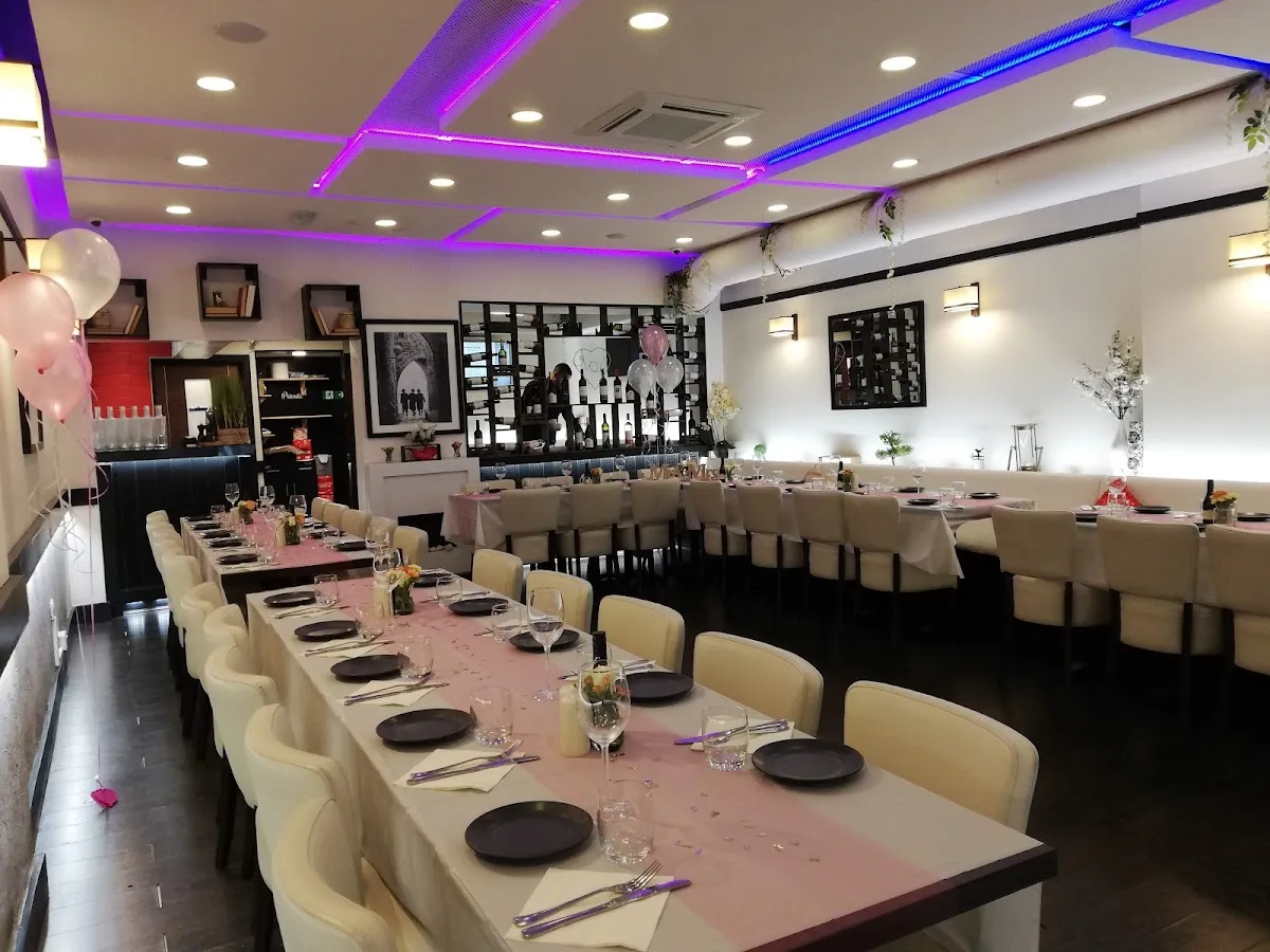 Samis Restaurant — foto 7