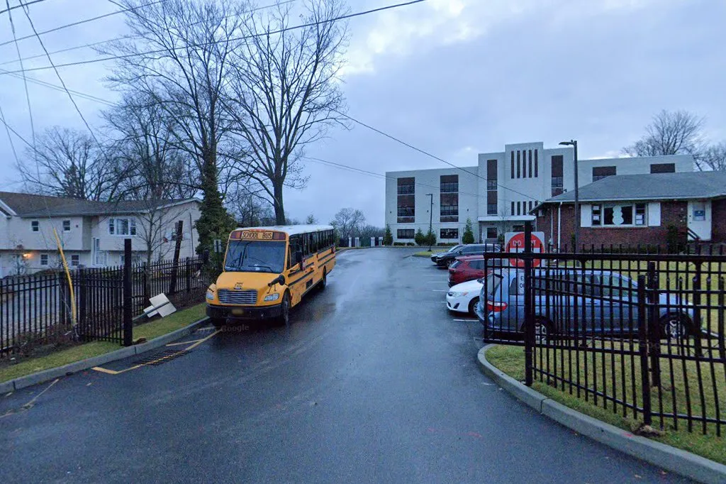 Sanz School — foto 3