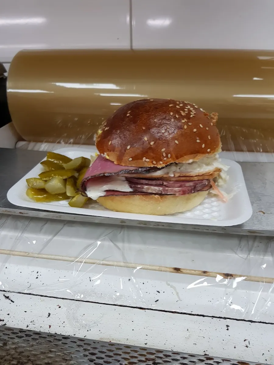 Satmar Butcher & Deli — foto 4