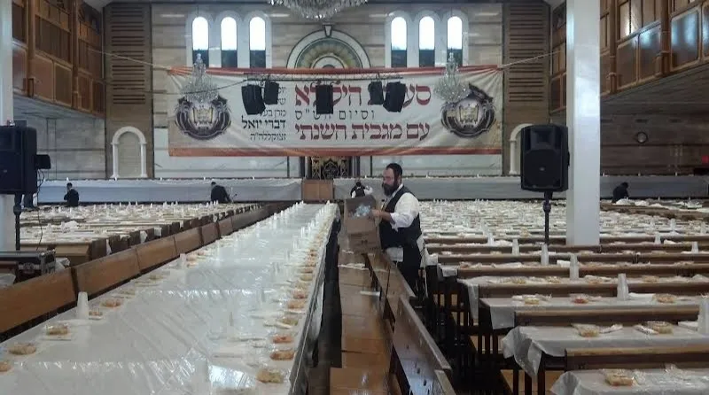 Satmar Main Shul — foto 10