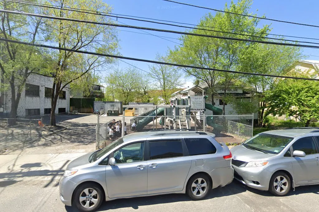 Satmar Talmud Torah And Simcha Hall — photo 2