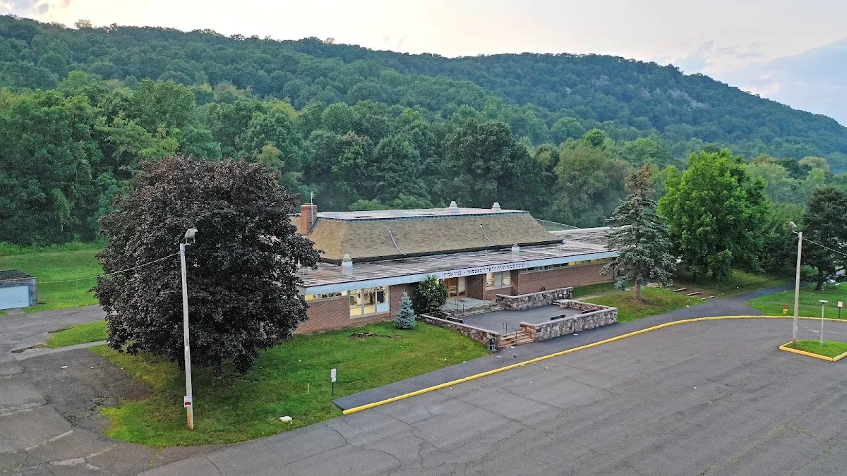 Satmer Yeshiva Ketana - '-"