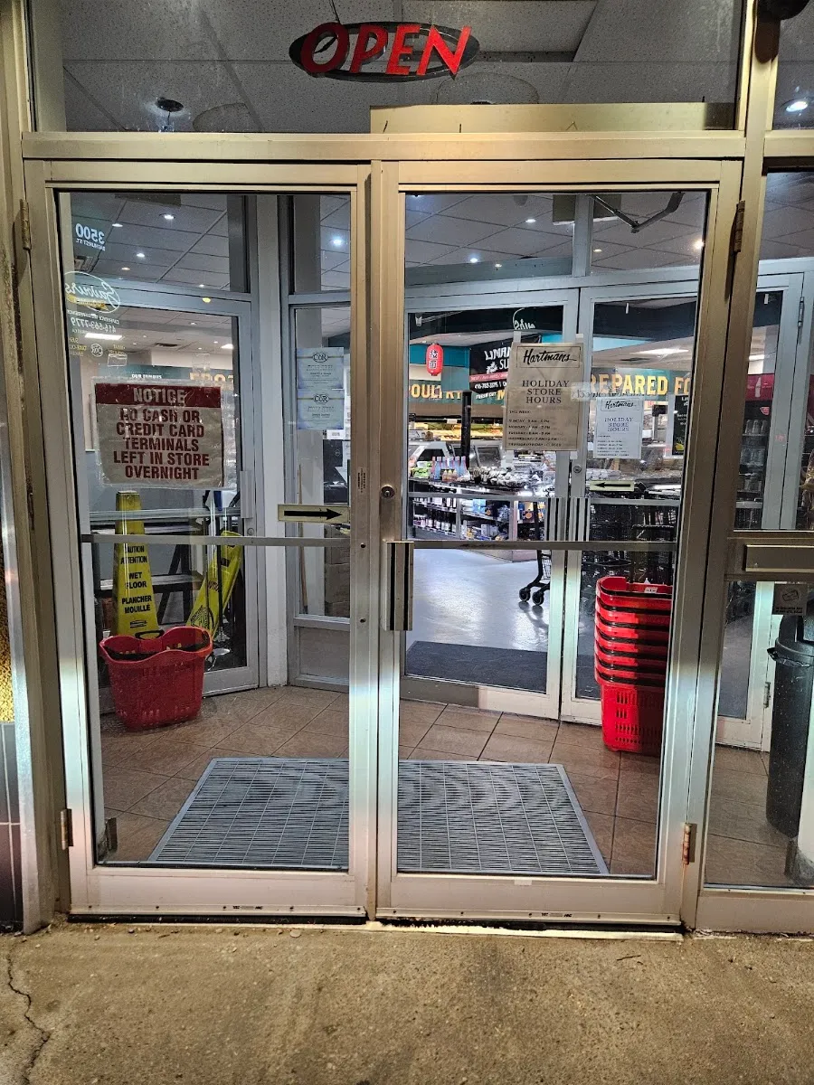 Savours Fresh Market — photo 2