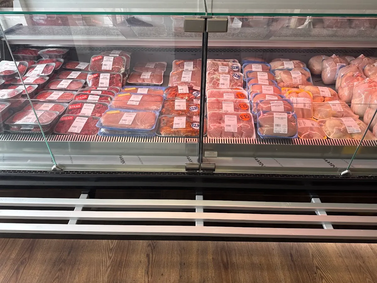 SCHLAGMANS KOSHER BUTCHERS — foto 2