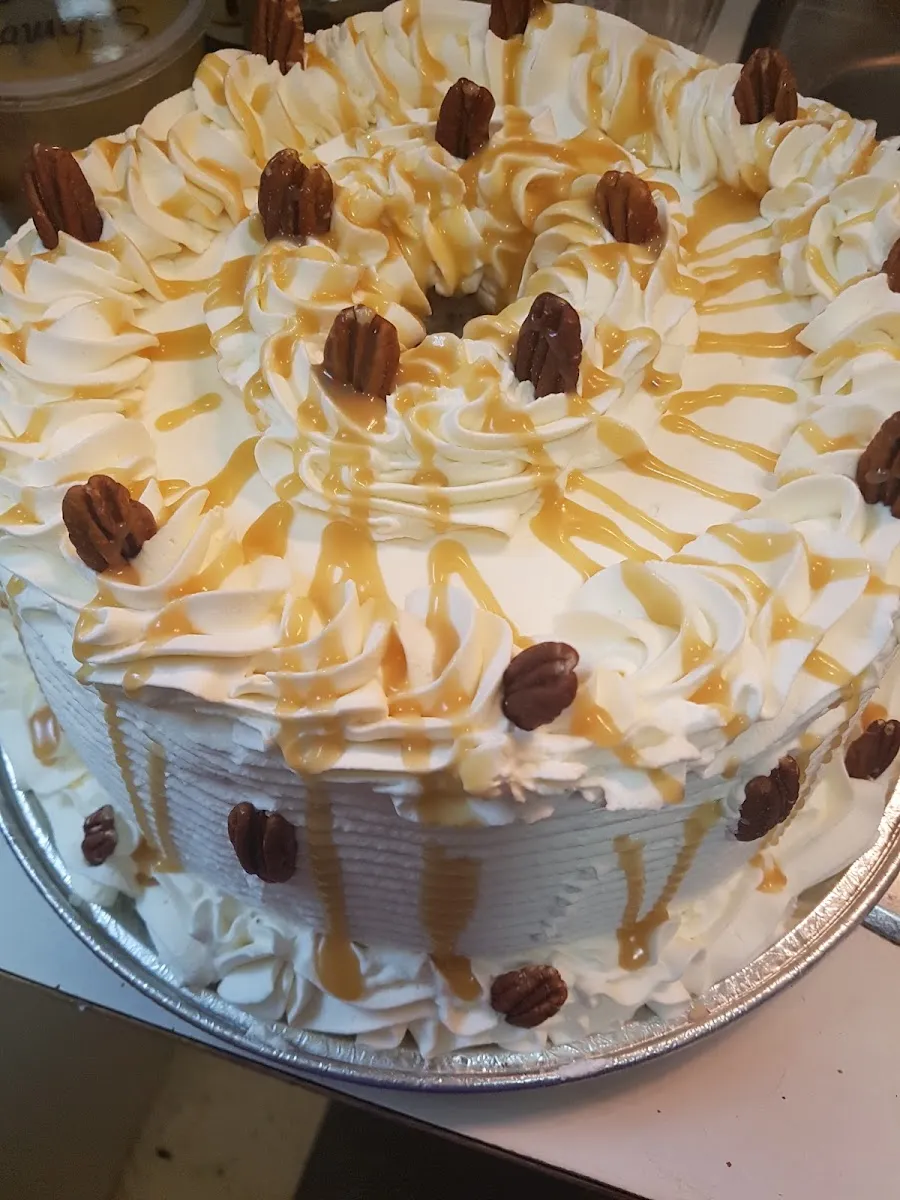 Schmoozers Cafe — photo 4