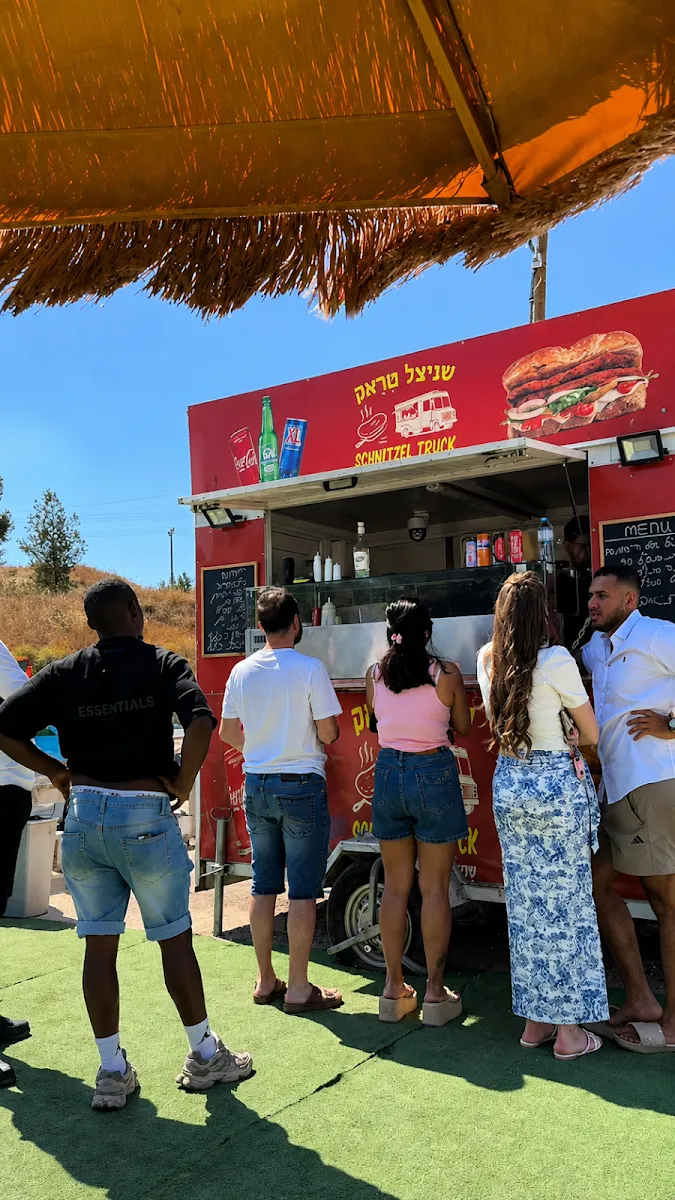 Schnitzel Truck — photo 2