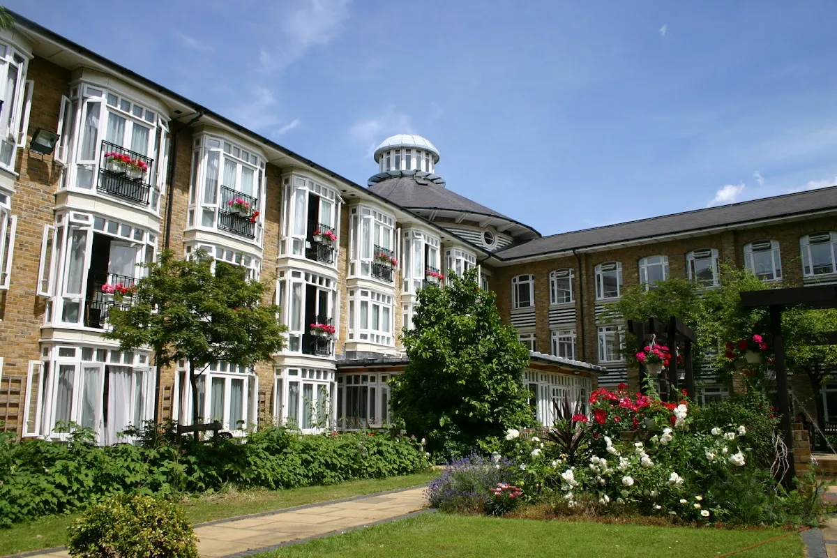 Schonfeld Square Care Home — foto 2