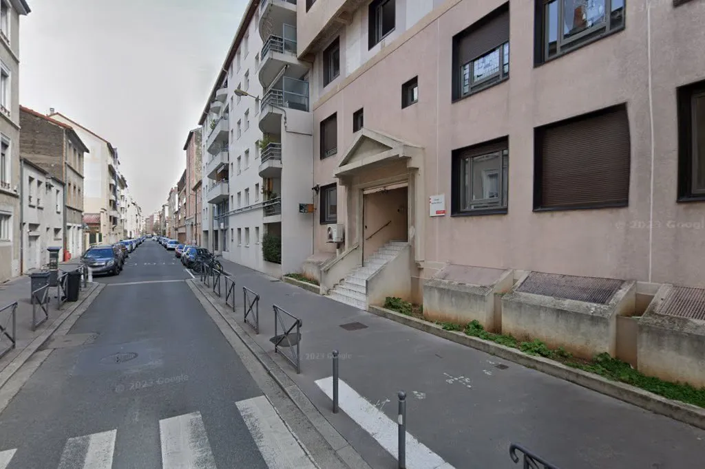 Schools Juives De Lyon — foto 3