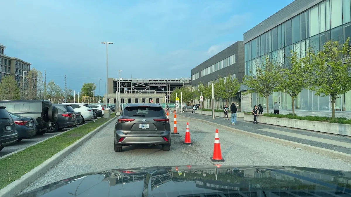 Schwartz/Reisman Centre — foto 6