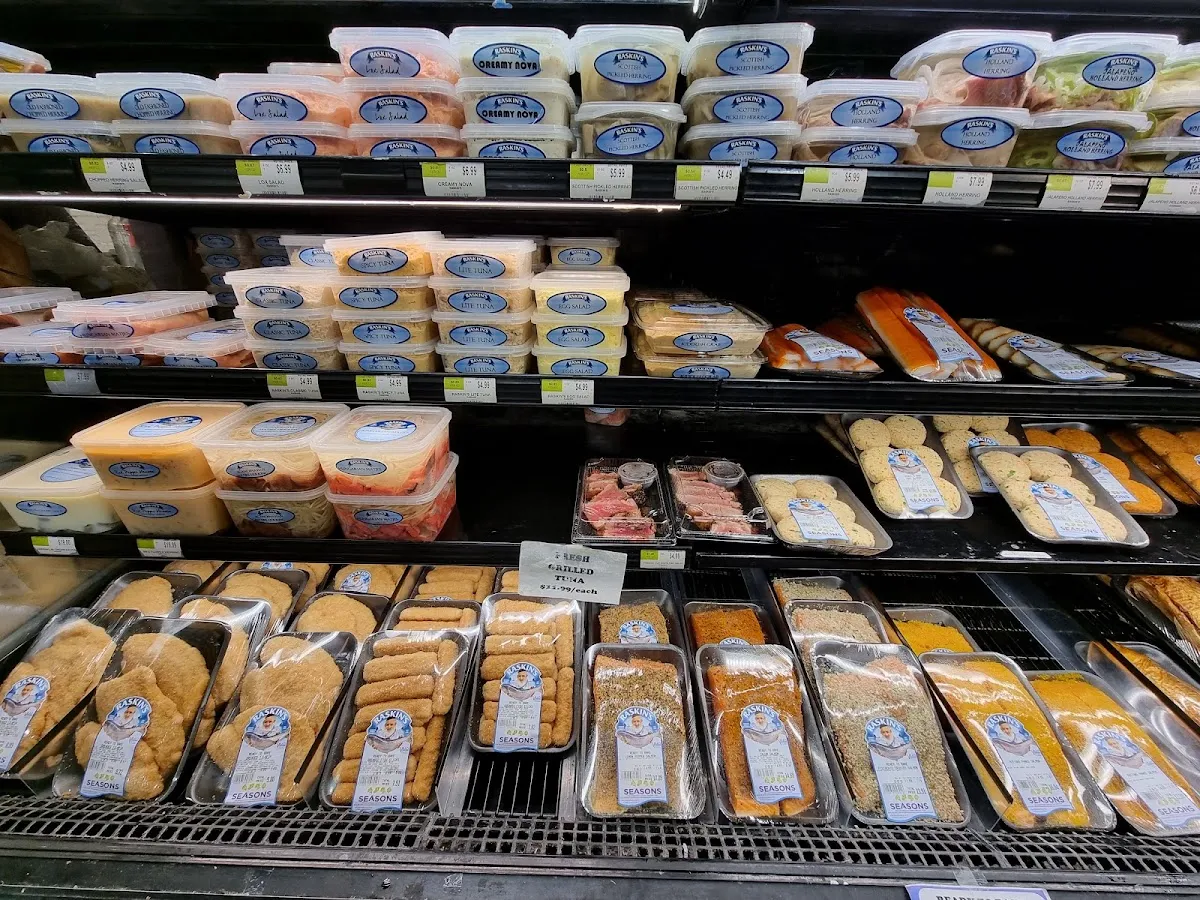 Seasons Lawrence - Kosher Supermarket — foto 9