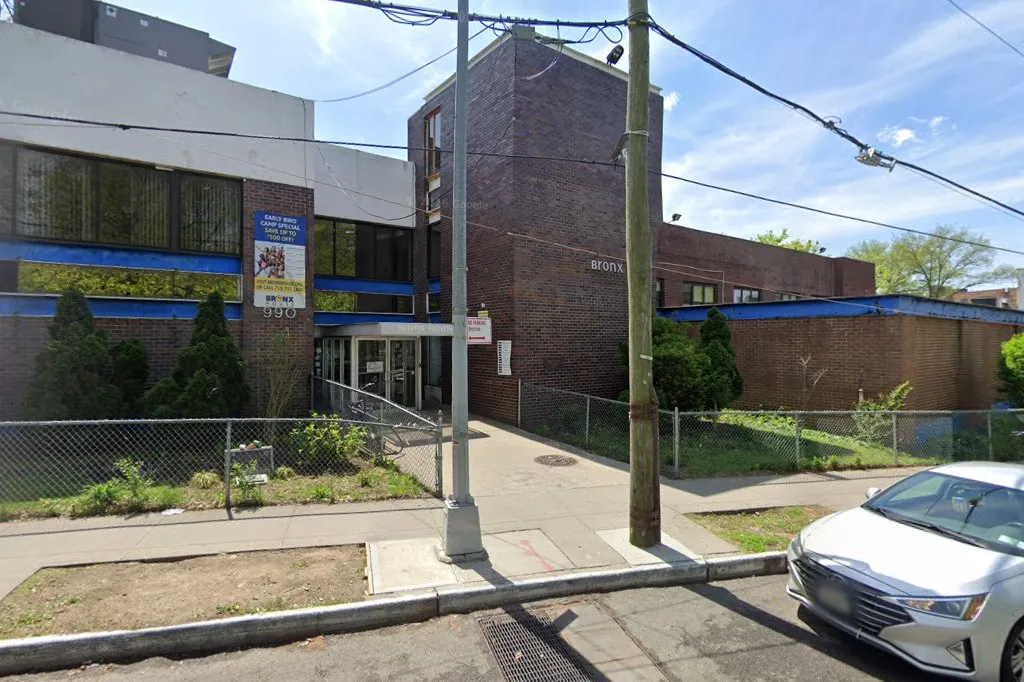 Selfhelp — Bronx Holocaust Services — foto 2