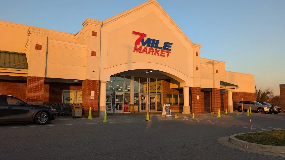 Seven Mile Market