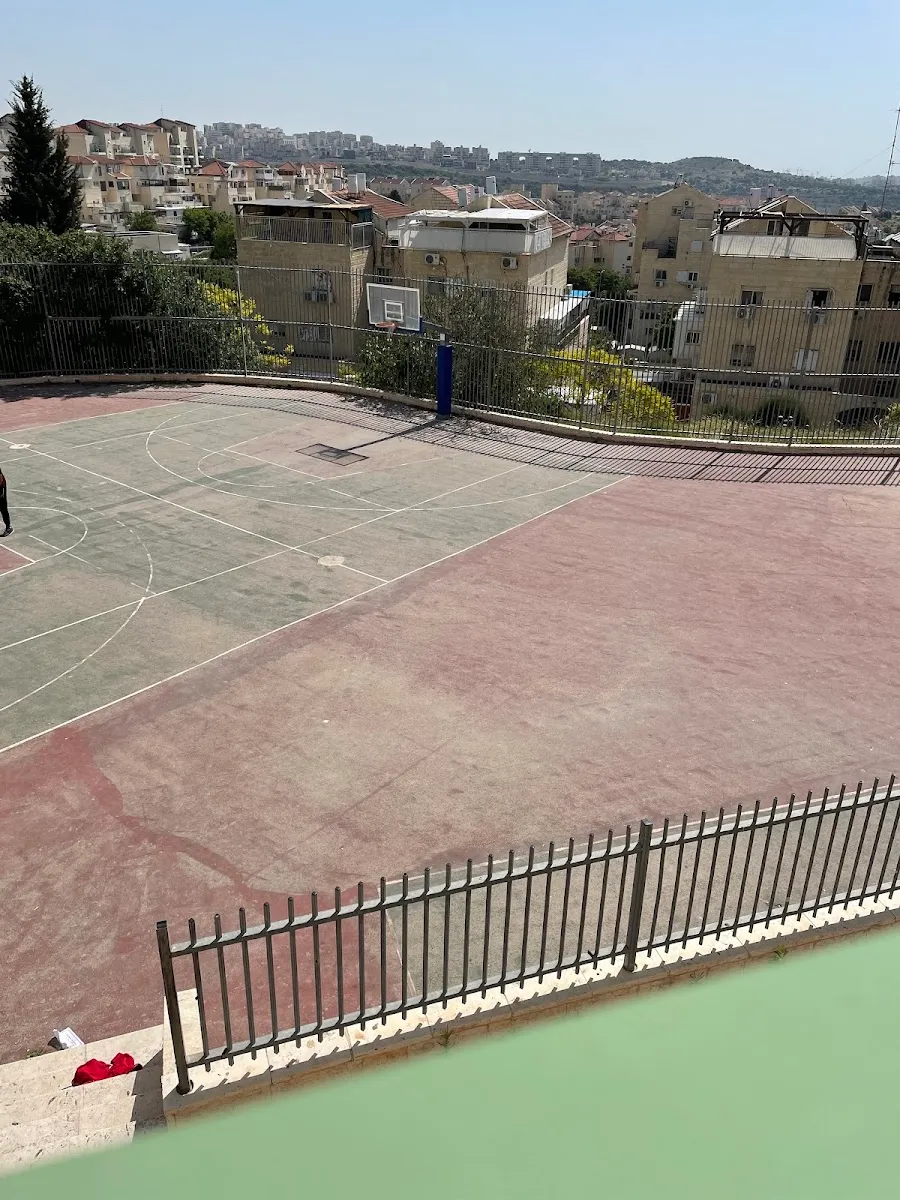 Sha'alei Torah Yeshiva high school — foto 3